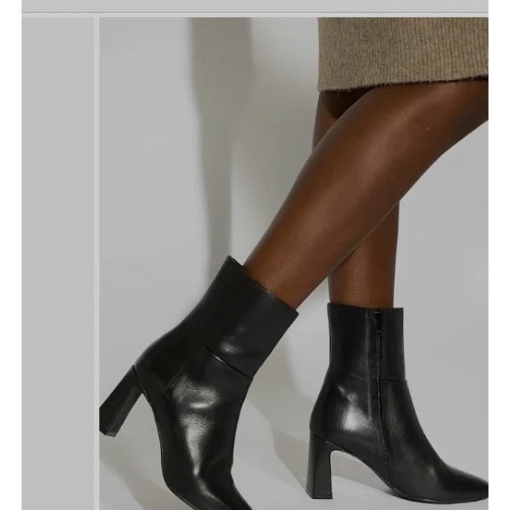 Vintage Dune London Womens Orlie bootie ,fashion,soft leather.High quality,rated